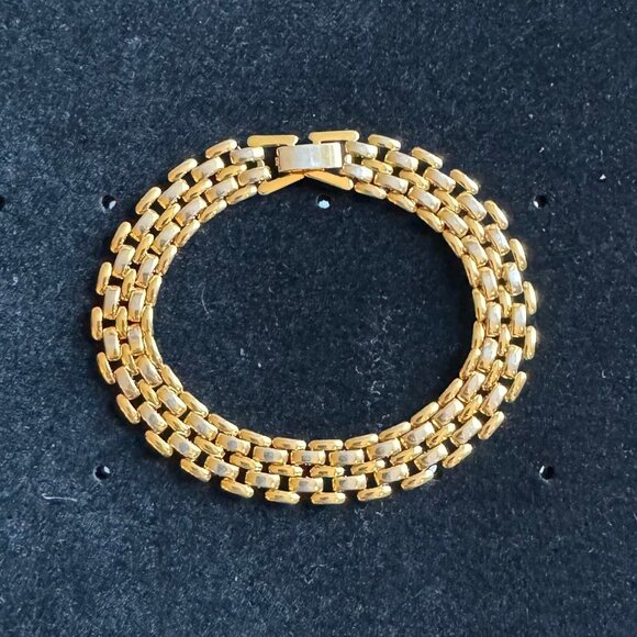 Panther Link Gold tone Bracelet - Picture 3 of 3